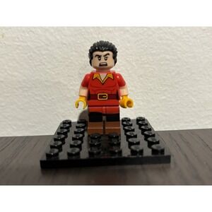 LEGO Gaston Minifigure 43227 Disney Beauty And The Beast Villain Belle NEW
